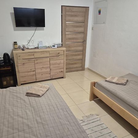 Kasnyik Winery Guest House Strekov Exterior foto